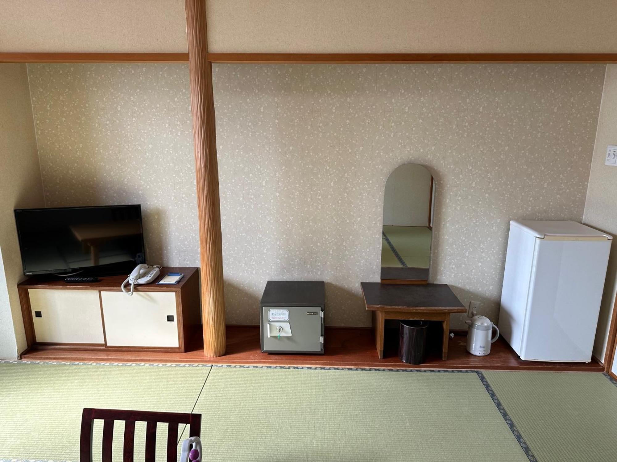 Horoshin Onsen Hotarukan Numata  Buitenkant foto
